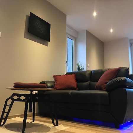 L'Andromede Apartment Épinal Екстериор снимка